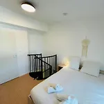 We Live In R - Duplex 504 * Reims