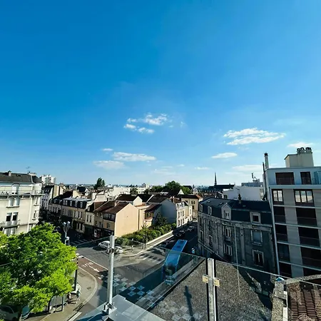 We Live In R - Duplex 504 Apartment Reims