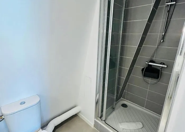 We Live In R - Duplex 504 * Reims